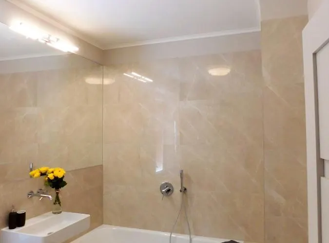 Vila Pod Lipami Apartment