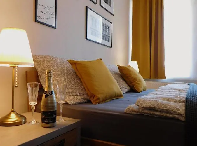 Vila Pod Lipami Apartment *