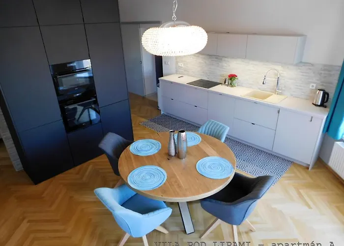 Apartment Vila Pod Lipami *